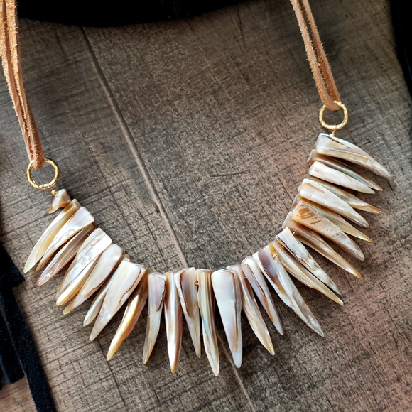 Ooak Artisan Mother of Pearl and Leather Necklace - Picture 3 of 4